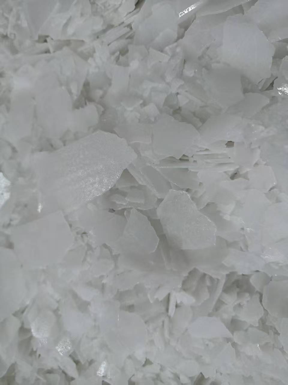 片碱